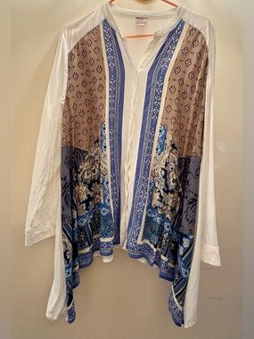 Chicos Button Front Shark Bite Asymmetrical Blouse Top Blue White 3 16 18 1XL